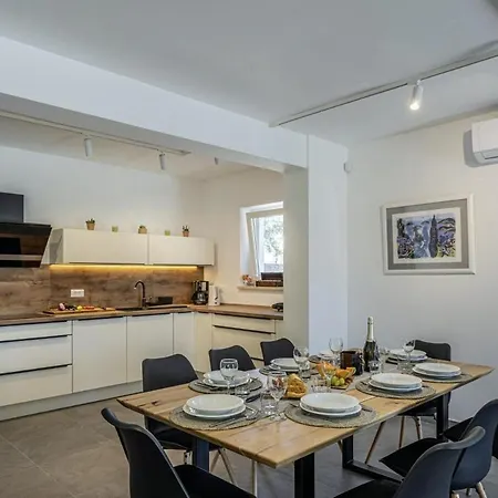 Villa Vera In - Haus Für 6 Personen *