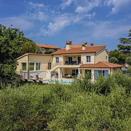 Villa Vera In - Haus Fuer 8 Personen Liznjan