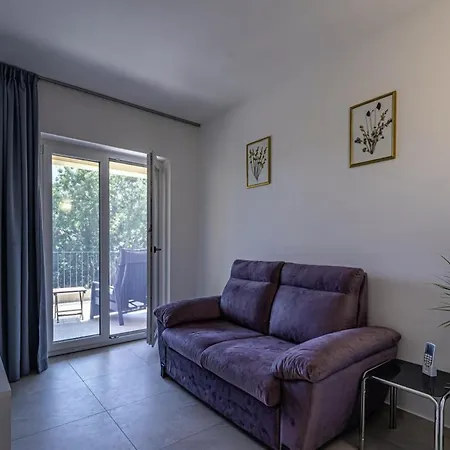 Vera In - Haus Fuer 8 Personen Villa Liznjan