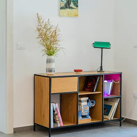 Vera In - Haus Fuer 8 Personen Ližnjan