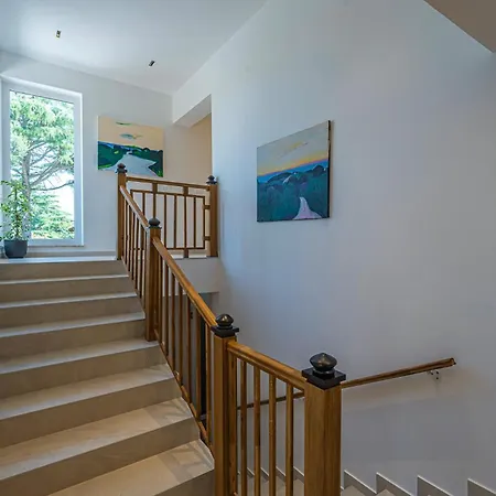 Vera In - Haus Fuer 8 Personen * Ližnjan