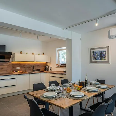 别墅 Vera In - Haus Fuer 8 Personen Ližnjan